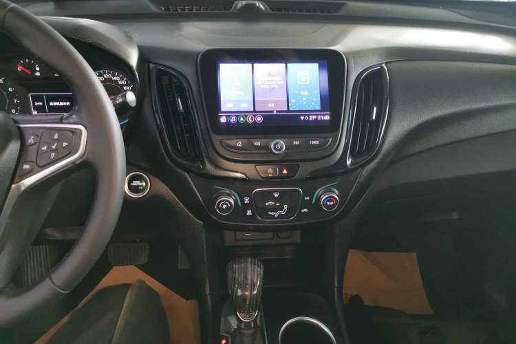 Used Chevrolet Equinox 2021 535T Chijie Edition Audio And AC Panel