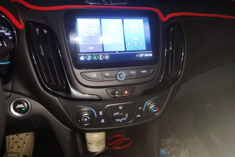 Used Chevrolet Equinox 2021 535T Chijie Edition Audio And AC Panel