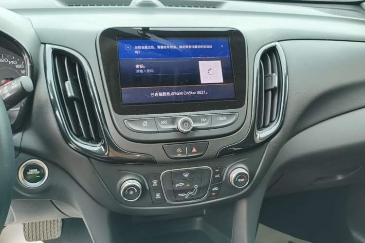 Used Chevrolet Equinox 2021 535T Chijie Edition Audio And AC Panel