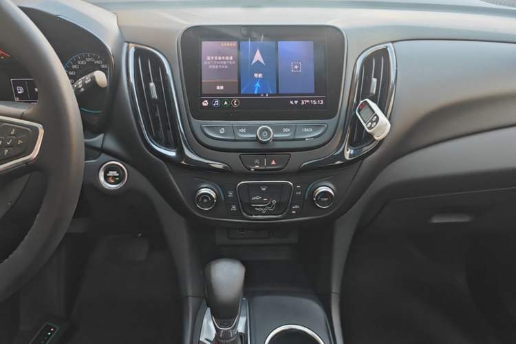 Used Chevrolet Equinox 2021 535T Chijie Edition Audio And AC Panel