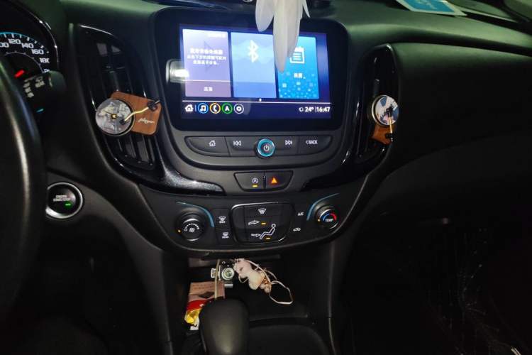 Used Chevrolet Equinox 2021 535T Chijie Edition Audio And AC Panel