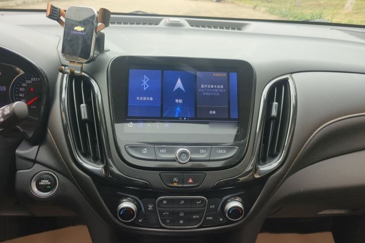 Used Chevrolet Equinox 2021 535T Yujie Edition Audio And AC Panel