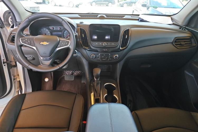 Used Chevrolet Equinox 2021 535T Chijie Edition Center Console