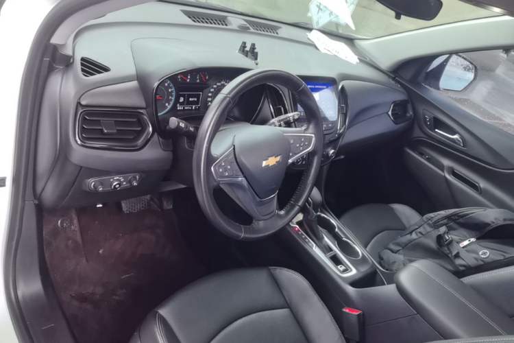 Used Chevrolet Equinox 2021 535T Chijie Edition Center Console