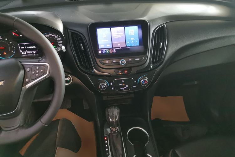 Used Chevrolet Equinox 2021 535T Chijie Edition Center Console