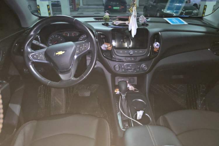Used Chevrolet Equinox 2021 535T Chijie Edition Center Console