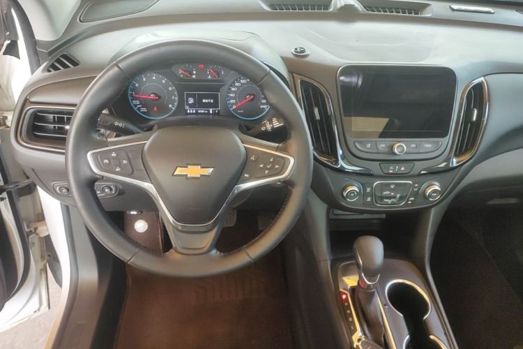 Used Chevrolet Equinox 2021 535T Chijie Edition Center Console