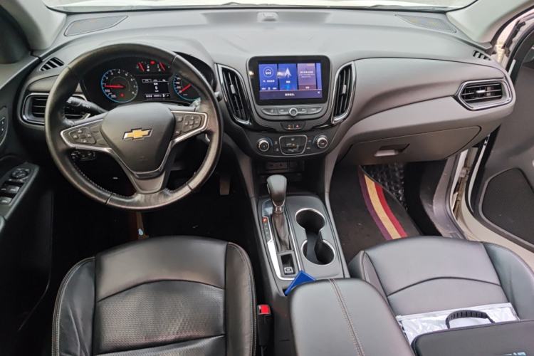 Used Chevrolet Equinox 2021 535T Chijie Edition Center Console