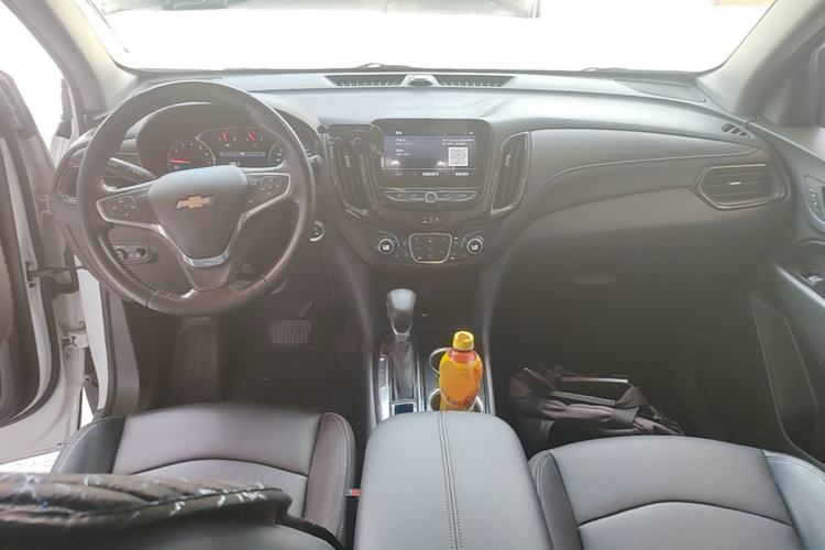 Used Chevrolet Equinox 2021 535T Yujie Edition Center Console