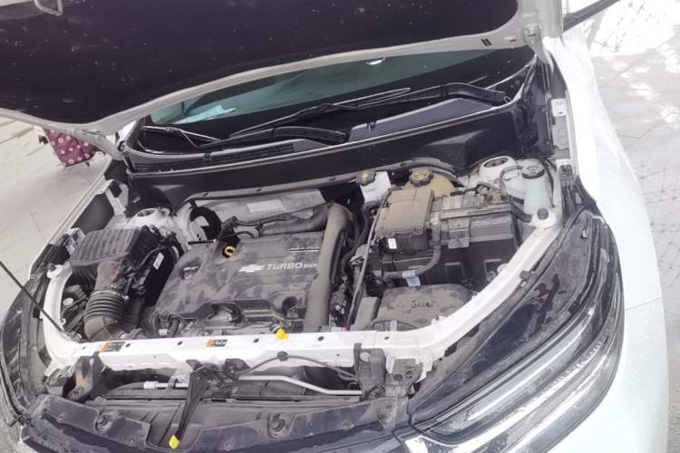 Used Chevrolet Equinox 2021 535T Chijie Edition Engine Bay