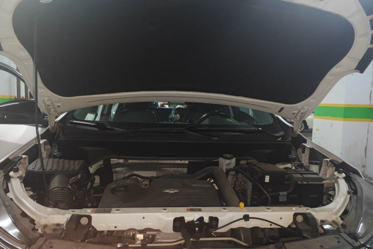 Used Chevrolet Equinox 2021 535T Yujie Edition Engine Bay