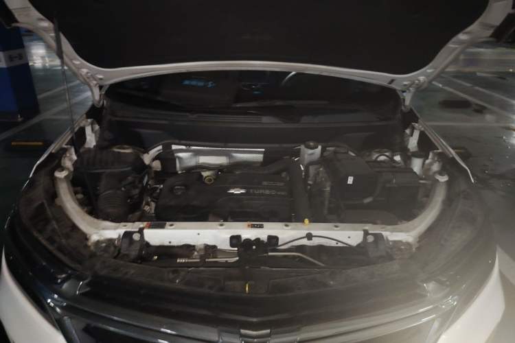 Used Chevrolet Equinox 2021 535T Chijie Edition Engine Bay