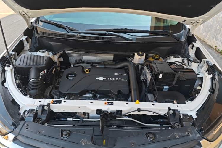 Used Chevrolet Equinox 2021 535T Chijie Edition Engine Bay