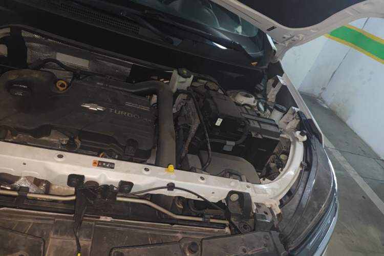 Used Chevrolet Equinox 2021 535T Yujie Edition Engine Bay Left