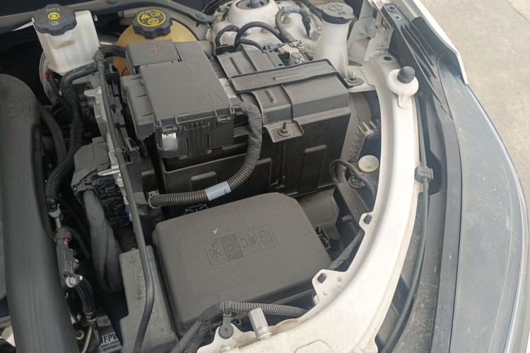 Used Chevrolet Equinox 2021 535T Chijie Edition Engine Bay Left