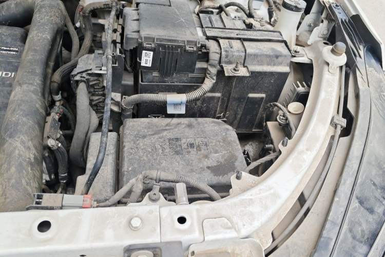 Used Chevrolet Equinox 2021 535T Chijie Edition Engine Bay Left
