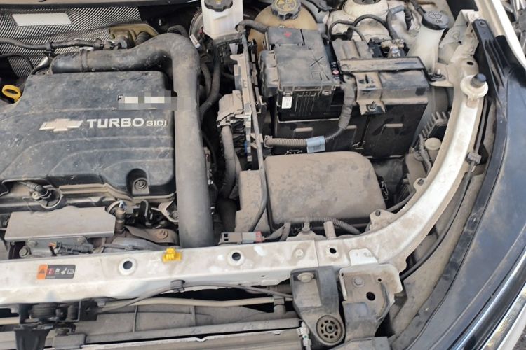 Used Chevrolet Equinox 2021 535T Yujie Edition Engine Bay Left