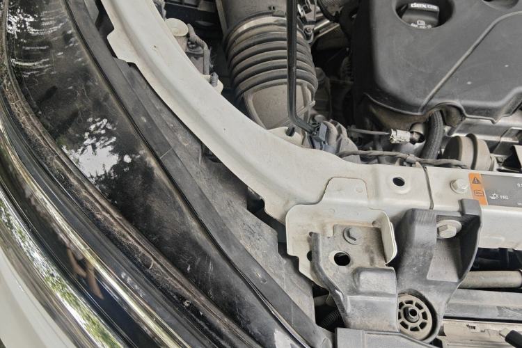 Used Chevrolet Equinox 2021 535T Chijie Edition Engine Bay Right
