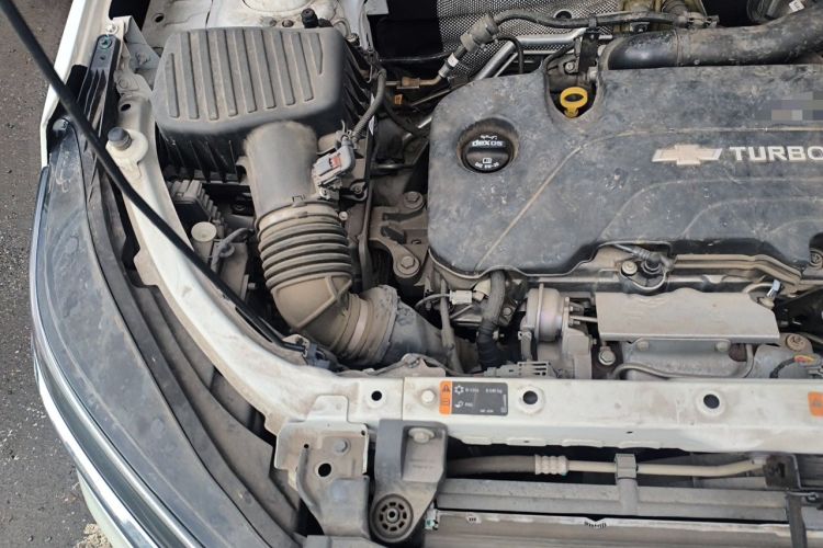 Used Chevrolet Equinox 2021 535T Yujie Edition Engine Bay Right
