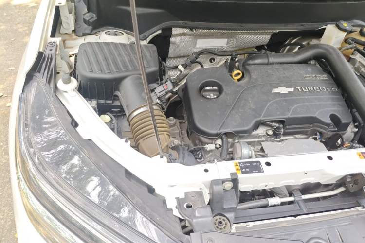 Used Chevrolet Equinox 2021 535T Chijie Edition Engine Bay Right