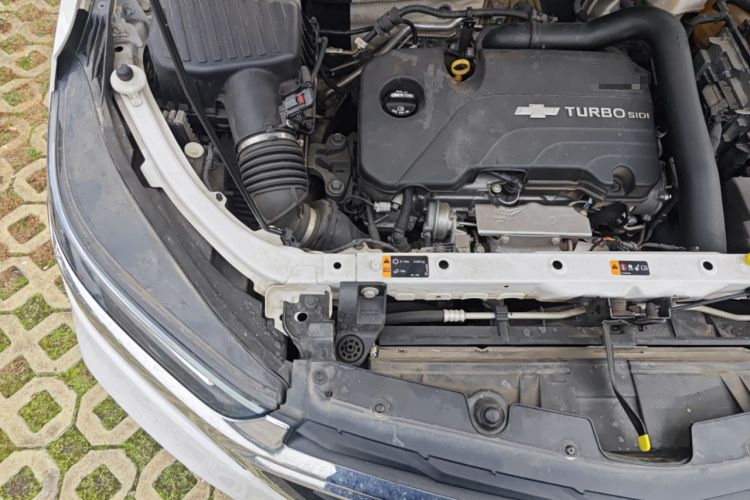 Used Chevrolet Equinox 2021 535T Chijie Edition Engine Bay Right