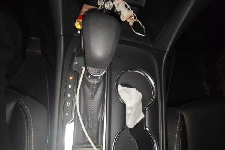 Used Chevrolet Equinox 2021 535T Chijie Edition Gear Lever