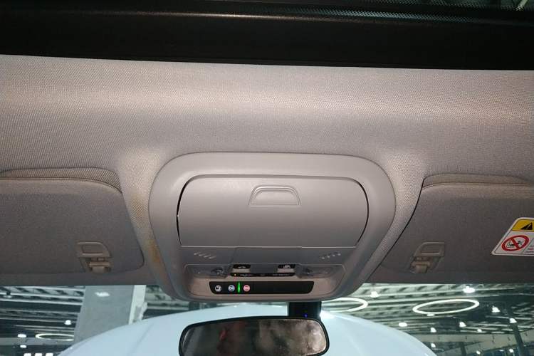 Used Chevrolet Equinox 2021 535T Chijie Edition Headliner