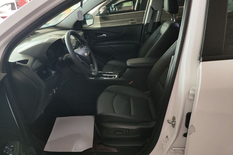 Used Chevrolet Equinox 2021 535T Chijie Edition Left Front Seat