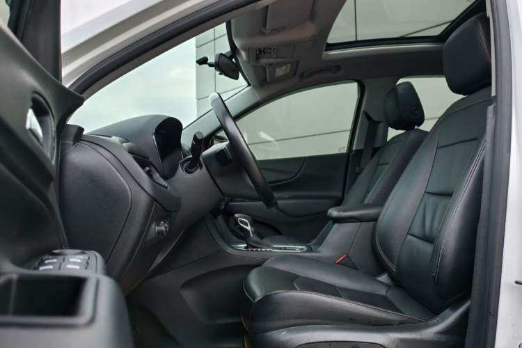 Used Chevrolet Equinox 2021 535T Chijie Edition Left Front Seat