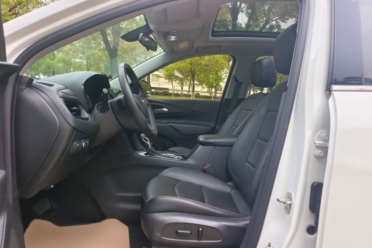 Used Chevrolet Equinox 2021 535T Yujie Edition Left Front Seat