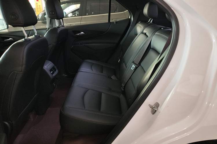 Used Chevrolet Equinox 2021 535T Chijie Edition Left Rear Seat