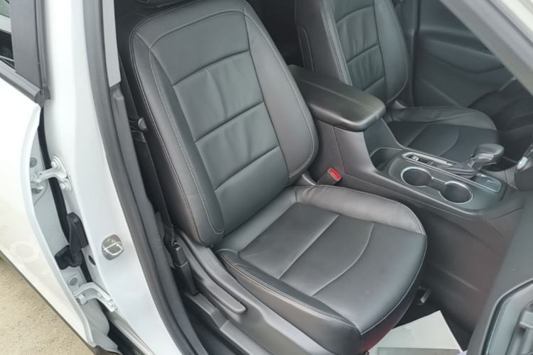 Used Chevrolet Equinox 2021 535T Chijie Edition Right Front Seat