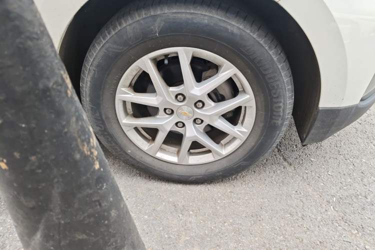 Used Chevrolet Equinox 2021 535T Chijie Edition Right Front Wheel Hub