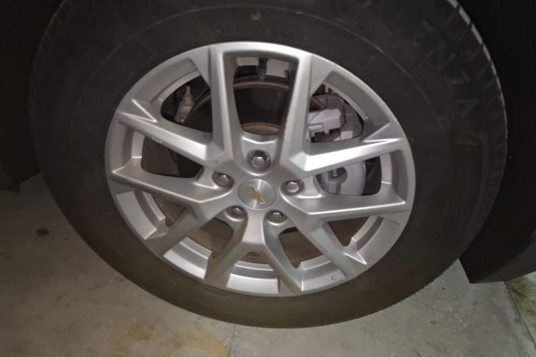Used Chevrolet Equinox 2021 535T Chijie Edition Right Front Wheel Hub