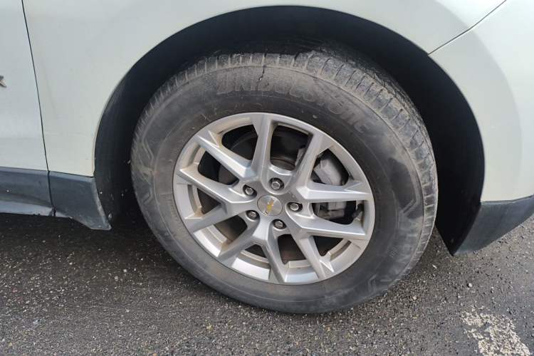 Used Chevrolet Equinox 2021 535T Yujie Edition Right Front Wheel Hub