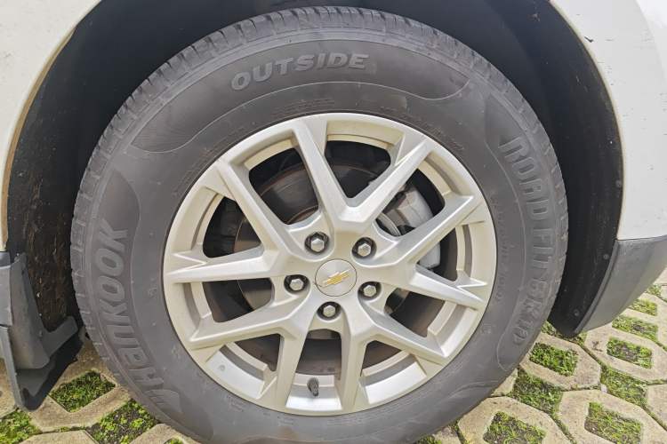 Used Chevrolet Equinox 2021 535T Chijie Edition Right Front Wheel Hub