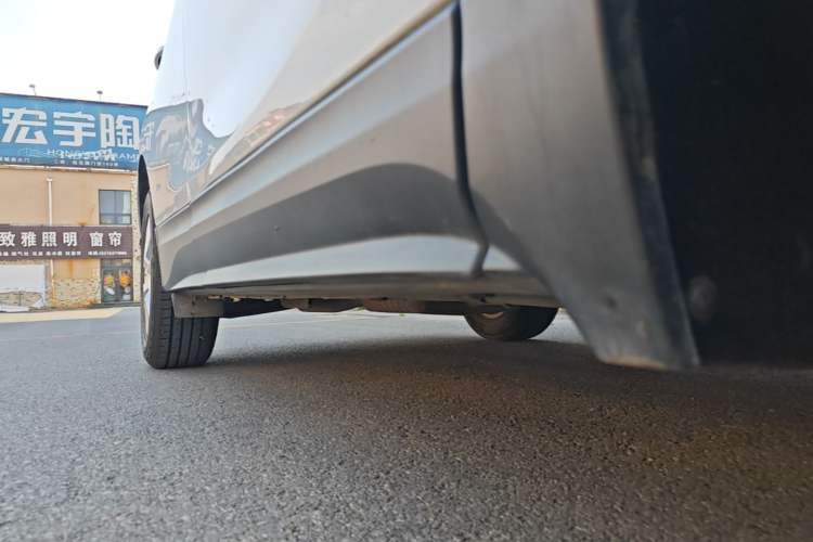 Used Chevrolet Equinox 2021 535T Chijie Edition Right Side Sill
