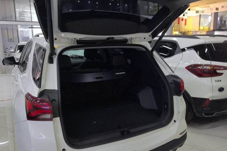 Used Chevrolet Equinox 2021 535T Yujie Edition Trunk