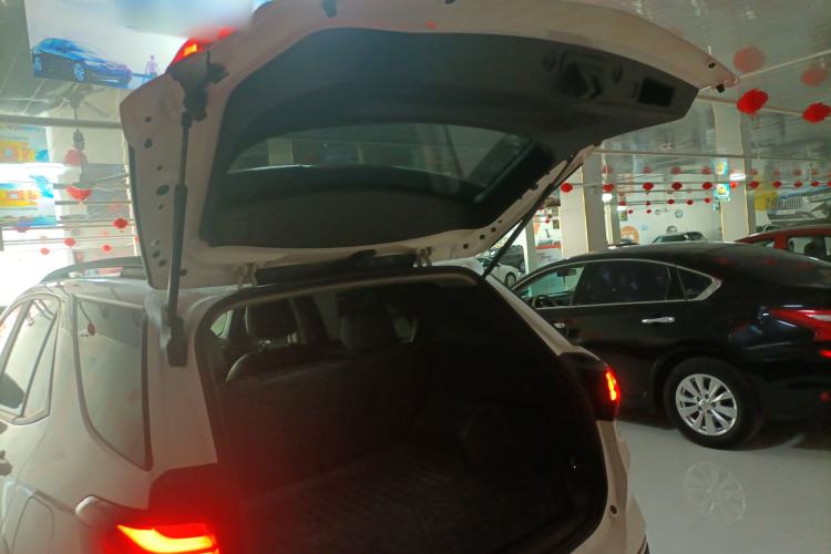 Used Chevrolet Equinox 2021 535T Chijie Edition Trunk