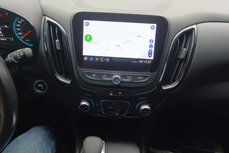Used Chevrolet Equinox 2022 535T Chijie Edition Audio And AC Panel