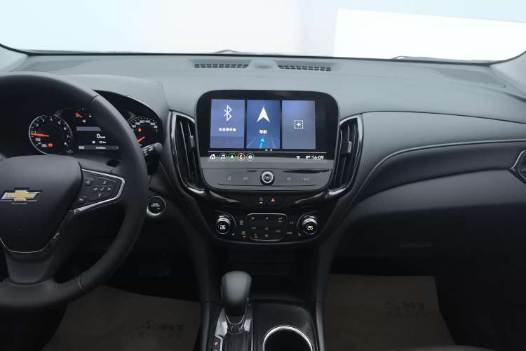 Used Chevrolet Equinox 2022 535T YuJie Edition Audio And AC Panel