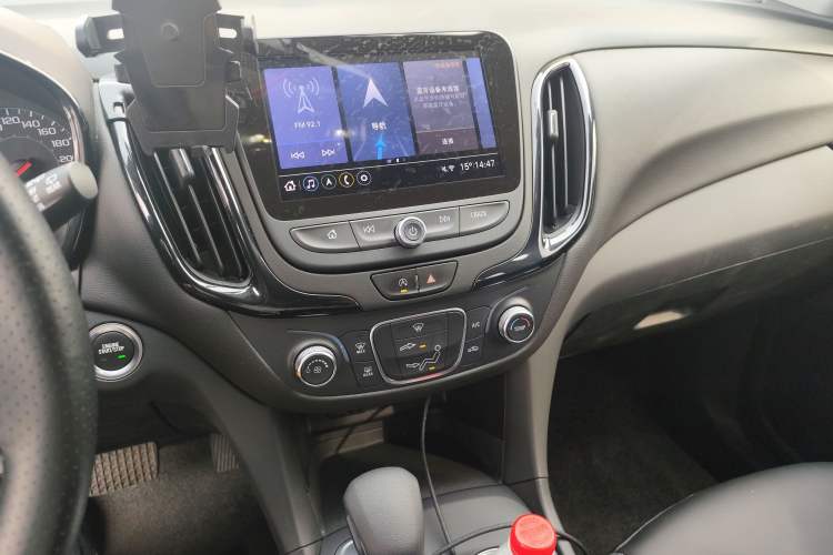 Used Chevrolet Equinox 2022 535T Chijie Edition Audio And AC Panel