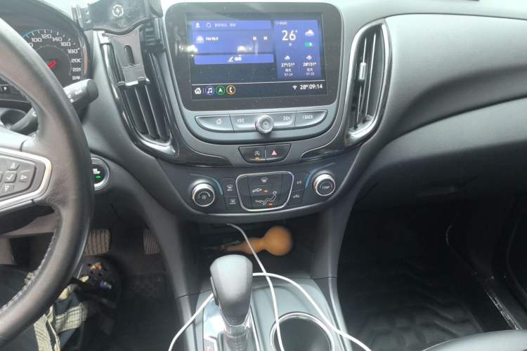 Used Chevrolet Equinox 2022 535T Chijie Edition Audio And AC Panel