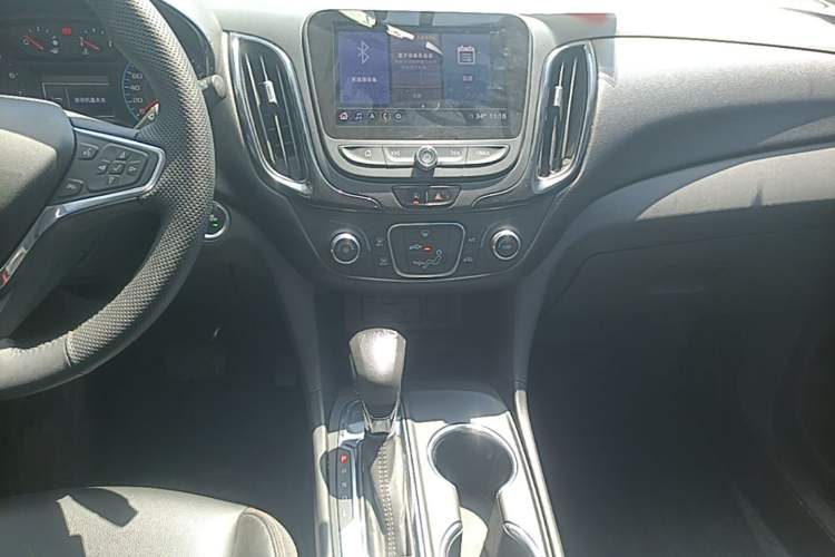 Used Chevrolet Equinox 2022 535T Chijie Edition Audio And AC Panel