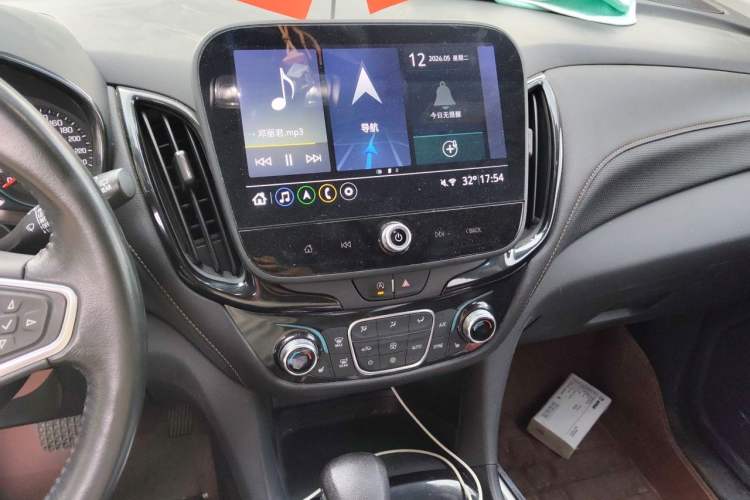 Used Chevrolet Equinox 2022 535T YuJie Edition Audio And AC Panel