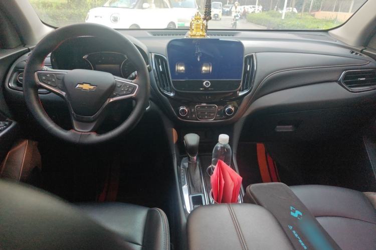 Used Chevrolet Equinox 2022 535T YuJie Edition Center Console