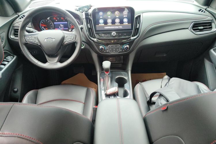 Used Chevrolet Equinox 2022 Mild Hybrid 550T RS Smart Boundary-Setting Edition Center Console