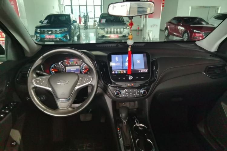 Used Chevrolet Equinox 2022 535T YuJie Edition Center Console