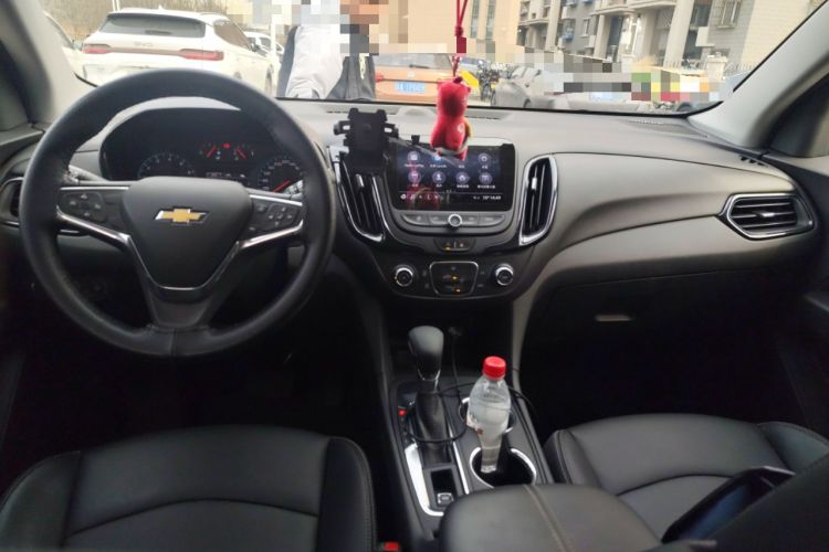 Used Chevrolet Equinox 2022 535T Chijie Edition Center Console