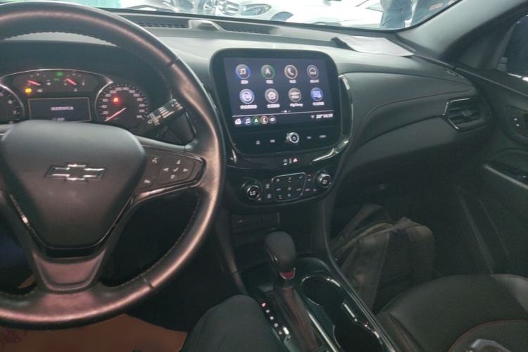 Used Chevrolet Equinox 2022 Mild Hybrid 550T RS Smart Boundary-Setting Edition Center Console